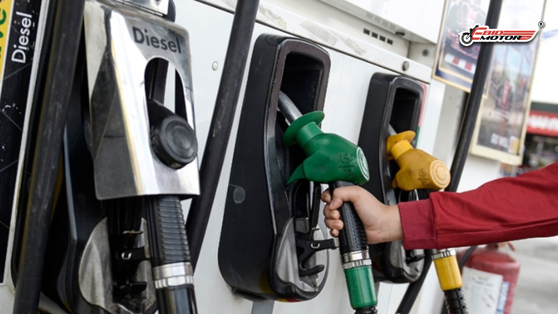 Harga Petrol & Diesel Naik Tiga Sen di Semenanjung Dari 22 Mei 2025!