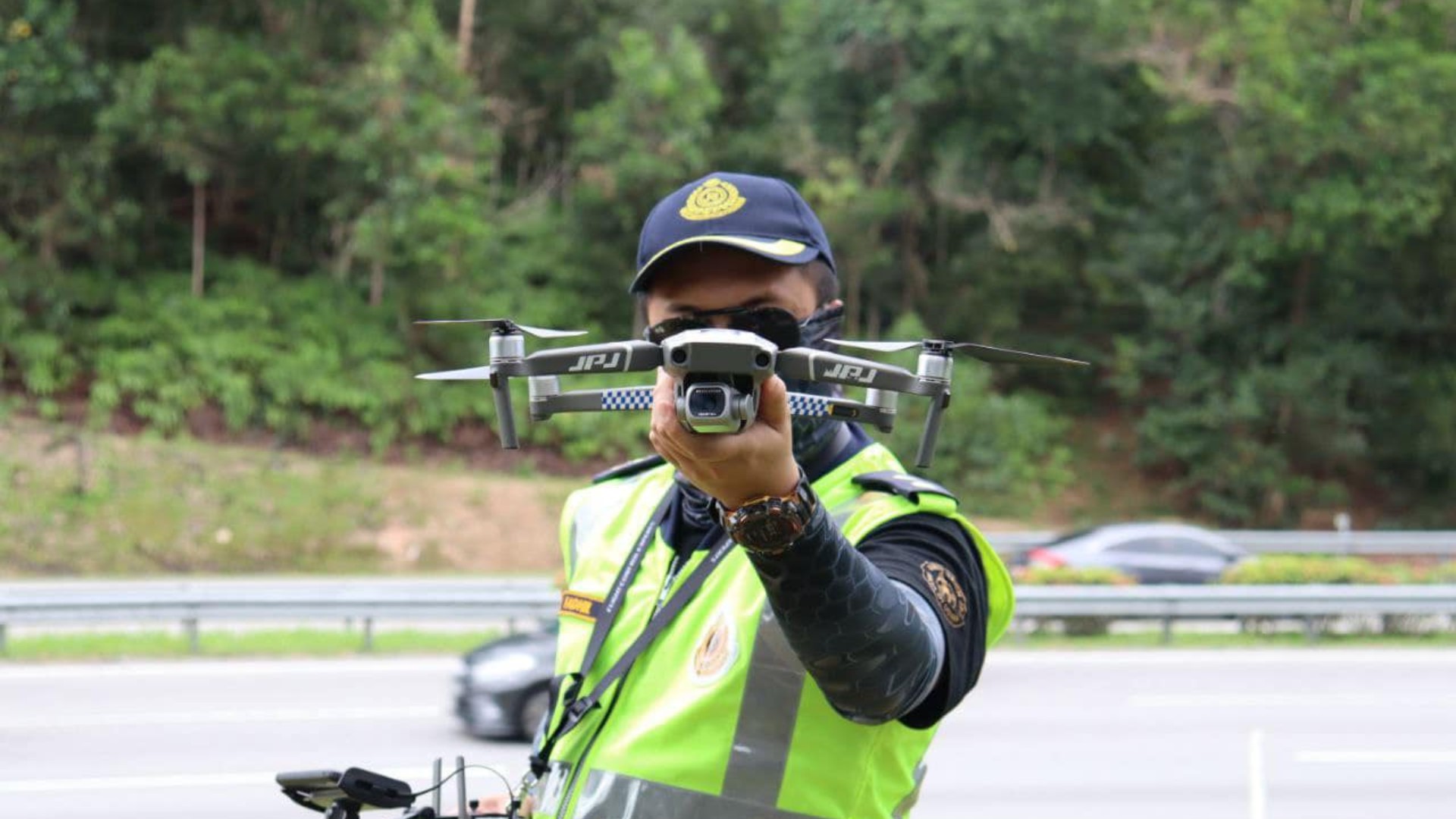 Musim Raya Ini, JPJ Bakal Guna Dron Canggih Untuk Tangkap Pesalah Trafik!