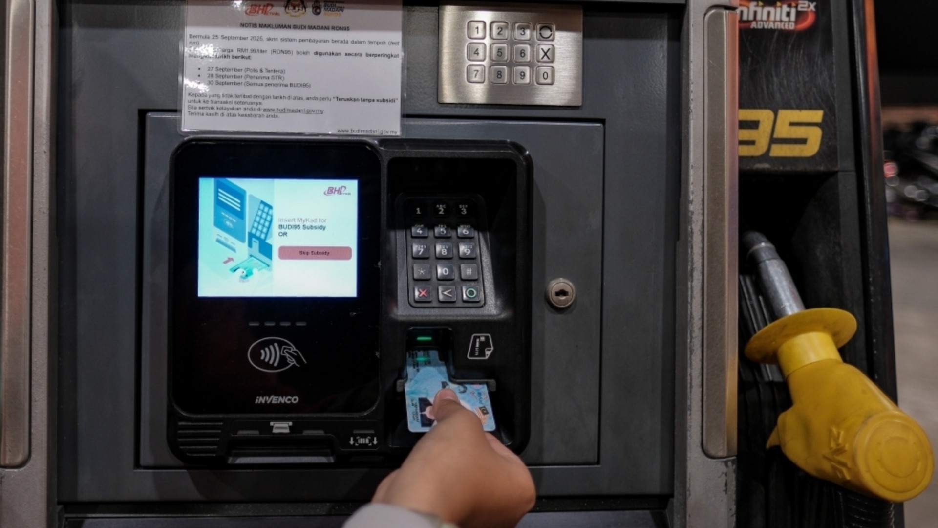 Isi RON95 Guna IC Keluarga Sendiri Boleh Dipenjara, Denda RM20K - JPN