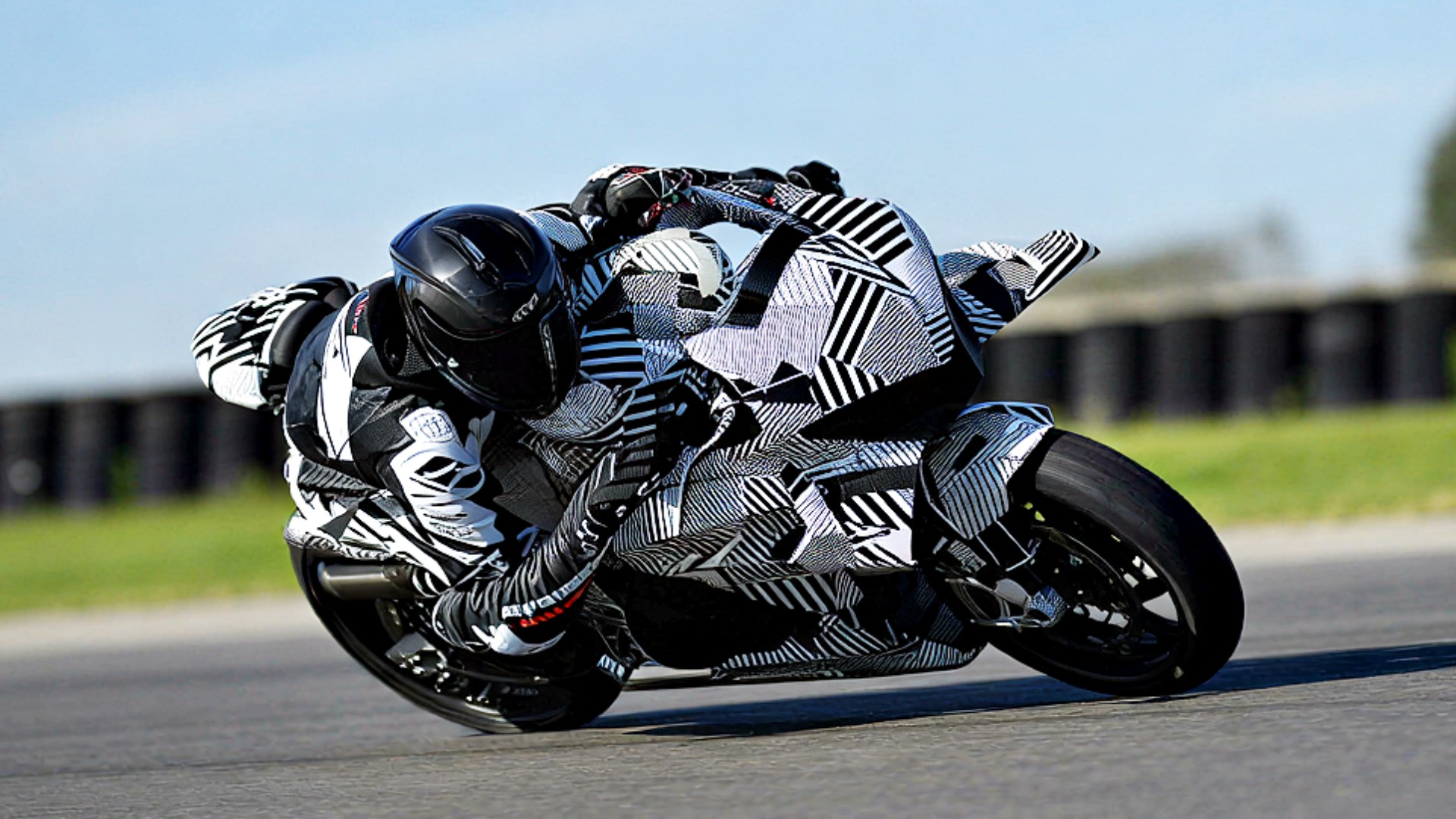 KTM Factory Racing Bakal 'Lenyap', Giliran CFMOTO 'Selamatkan' KTM!?